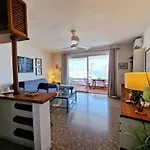 Апартаменты Marbellamar Seafront Марбелья