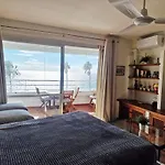 Апартаменты Marbellamar Seafront *